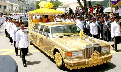 Limousine dát vàng 298 tỷ đồng của quốc vương Brunei