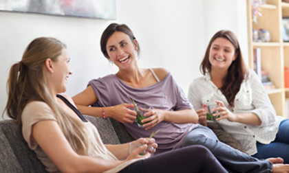 Vì sao phụ nữ sống thọ hơn đàn ông?