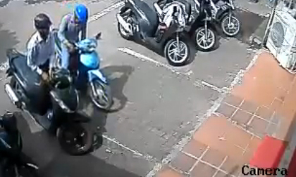 Liều lĩnh trộm xe SH giữa ban ngày