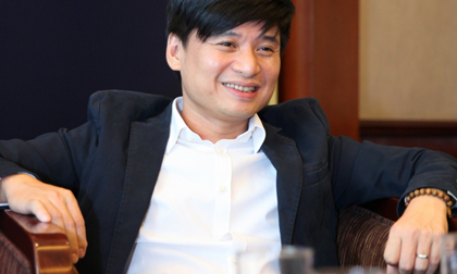 Tấn Minh làm liveshow đầu tiên sau 20 năm ca hát