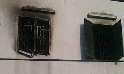 Hà Nội: Giận vợ con, đổ xăng đốt nhà