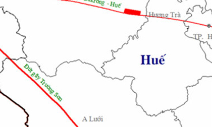 Động đất ở Huế xô đổ bàn ghế, rơi cửa sổ