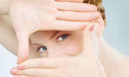 8 dấu hiệu trên khuôn mặt cảnh báo bệnh nguy hiểm