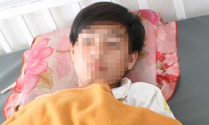 Nam sinh uống thuốc trừ sâu tự tử ngay trong lớp học