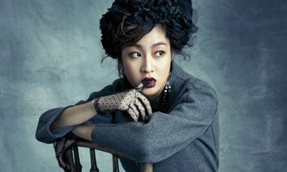 'Vợ' Leeteuk (SuJu) nồng nàn, quyến rũ trên Vogue