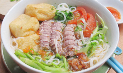 Bún bề bề nóng hổi cho bữa sáng