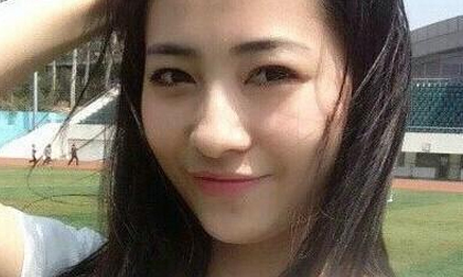 Nữ giáo viên tiểu học xinh hơn hot girl làm chao đảo cư dân mạng Trung Quốc