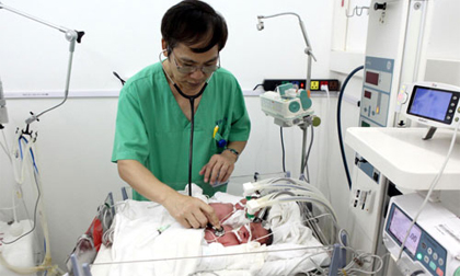 Hy hữu ca sinh 4 tại BV Phụ sản Trung ương