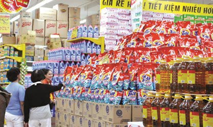 Doanh nghiệp lo trữ cả trăm tỷ hàng Tết