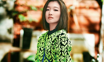 'Tiểu Hoa đán' Chu Đông Vũ khoe vẻ đẹp thơ ngây