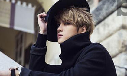 Jaejoong (JYJ) mặc sành điệu dạo chơi trên đường phố Vienna