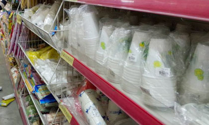 Cẩn trọng khi dùng cốc, bát dùng một lần