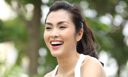 Tăng Thanh Hà tặng 1.000 quyển sách tiết lộ bí quyết đẹp tự nhiên 