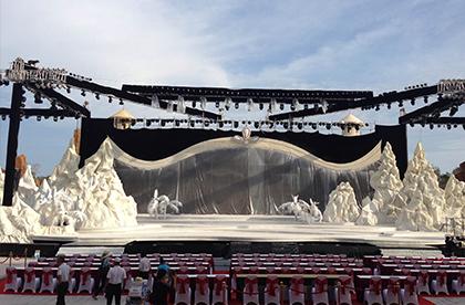 HHVN 2014: Hé lộ hình ảnh sân khấu ngoài trời khổng lồ của đêm Chung kết