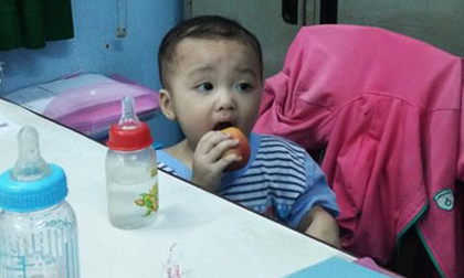 Tâm sự của cha bé trai bị mẹ bỏ rơi trên taxi