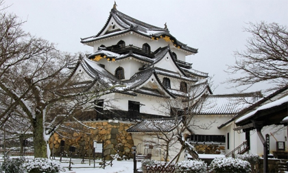 Du lịch xứ phù tang qua 6 lâu đài tuyệt đẹp  