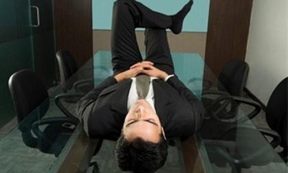 8 sai lầm kinh điển thường gặp khi ăn trưa hủy hoại sức khỏe