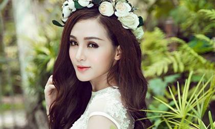 Hotgirl Kelly Nguyễn đẹp tinh khôi với váy cô dâu