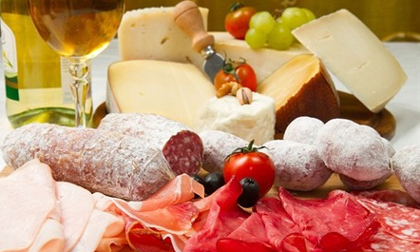 3 thói quen cực kì có hại cho bạn hơn cả hút thuốc lá