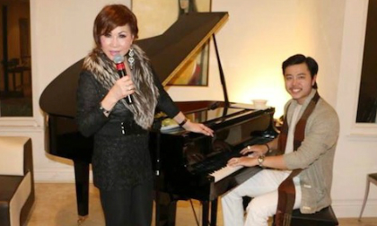 Vũ Hoàng Việt và người tình trổ tài đàn hát lãng mạn