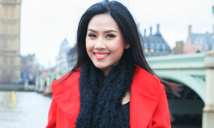 Nguyễn Thị Loan khoe sắc rạng rỡ ở London