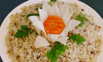 Cơm chiên cá làm vừa nhanh, ăn là mê