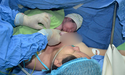 Đà Nẵng: 3 em bé đầu tiên ra đời bằng thụ tinh ống nghiệm