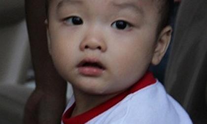 Mẹ của bé trai bị bỏ rơi trên xe taxi có thể bị phạt 15 triệu