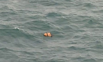  TRỰC TIẾP: Tìm thấy thi thể nghi hành khách máy bay AirAsia