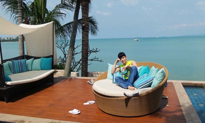 Thu Minh, Nathan Lee thoải mái nghỉ dưỡng tại "đảo thiên đường"