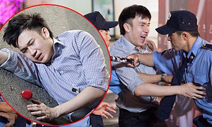 Dương Triệu Vũ bị ngất xỉu vì giằng co với bảo vệ