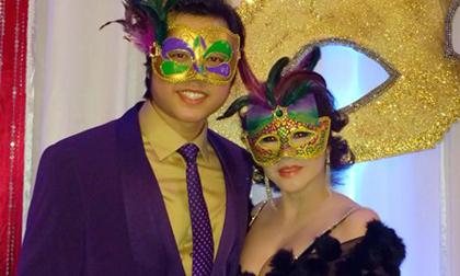 Sau lời cầu hôn bị chối từ, Vũ Hoàng Việt và người tình tỷ phú lộng lẫy đêm hội hóa trang