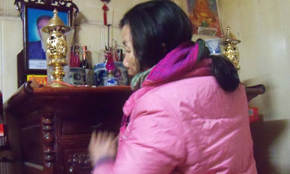 Mẹ bảo vệ Khánh nhập viện tâm thần vì tin con chủ mưu ném xác