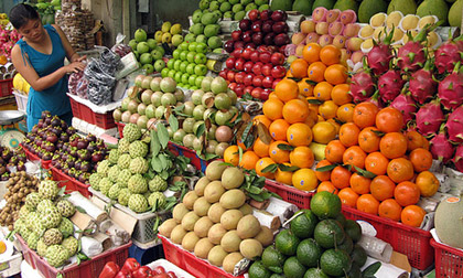 Nhiều loại trái cây giảm giá mạnh 