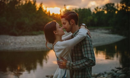 Đàn ông yêu vợ hay nhân tình?