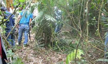 Phát hiện bộ xương người không đầu trong núi