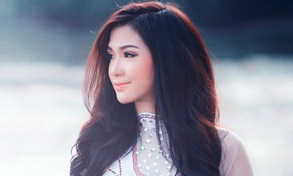 Hot girl Sài thành hoài cổ du xuân