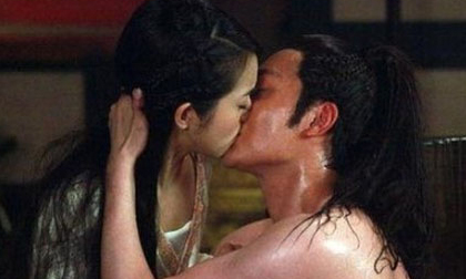 Những nụ hôn ấn tượng của cặp đôi Hoa ngữ 2013