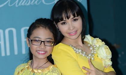 Ca sĩ Trang Nhung "đụng hàng" Phương Mỹ Chi