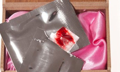 Má mì giở chiêu trò giả gái trinh bằng… tiết chim bồ câu