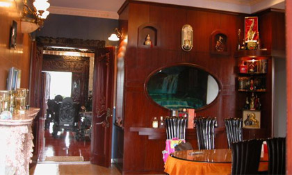 Nội thất gỗ tiền tỉ trong “lâu đài” của đại gia Hải Phòng