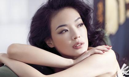 Thư Kỳ gợi cảm khó cưỡng trên bìa tạp chí Vogue