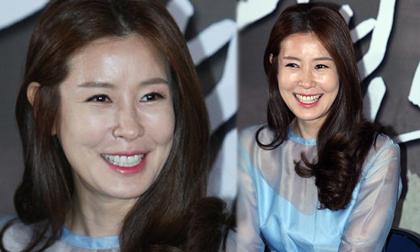 Mỹ nhân "Những nàng công chúa nổi tiếng" lộ mặt cứng đơ