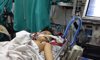 Bi kịch cháu bé bị bố đánh chết: 7 tuổi mới được khai sinh, chết mẹ không đưa tang