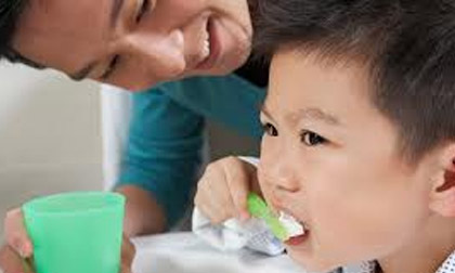 9 thói quen bạn nên giúp con từ bỏ