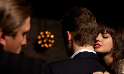 Tỉ lệ bị 'cắm sừng' của 12 chòm sao