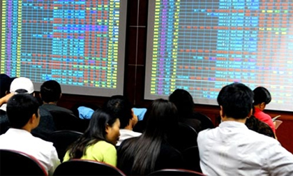 Chứng khoán: Nín thở săn hàng giá rẻ