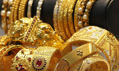 Vàng ngoại giảm sâu, vàng nội đứng im
