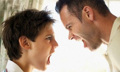Phải làm sao khi con hay cãi lời?