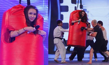 Thảo My Idol bị đánh tơi tả khi... đang hát